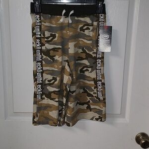 Ecko Unltd. Boys Olive Tan Brown Camouflage Stretch Tie Waist Shorts SZ L(14/16)